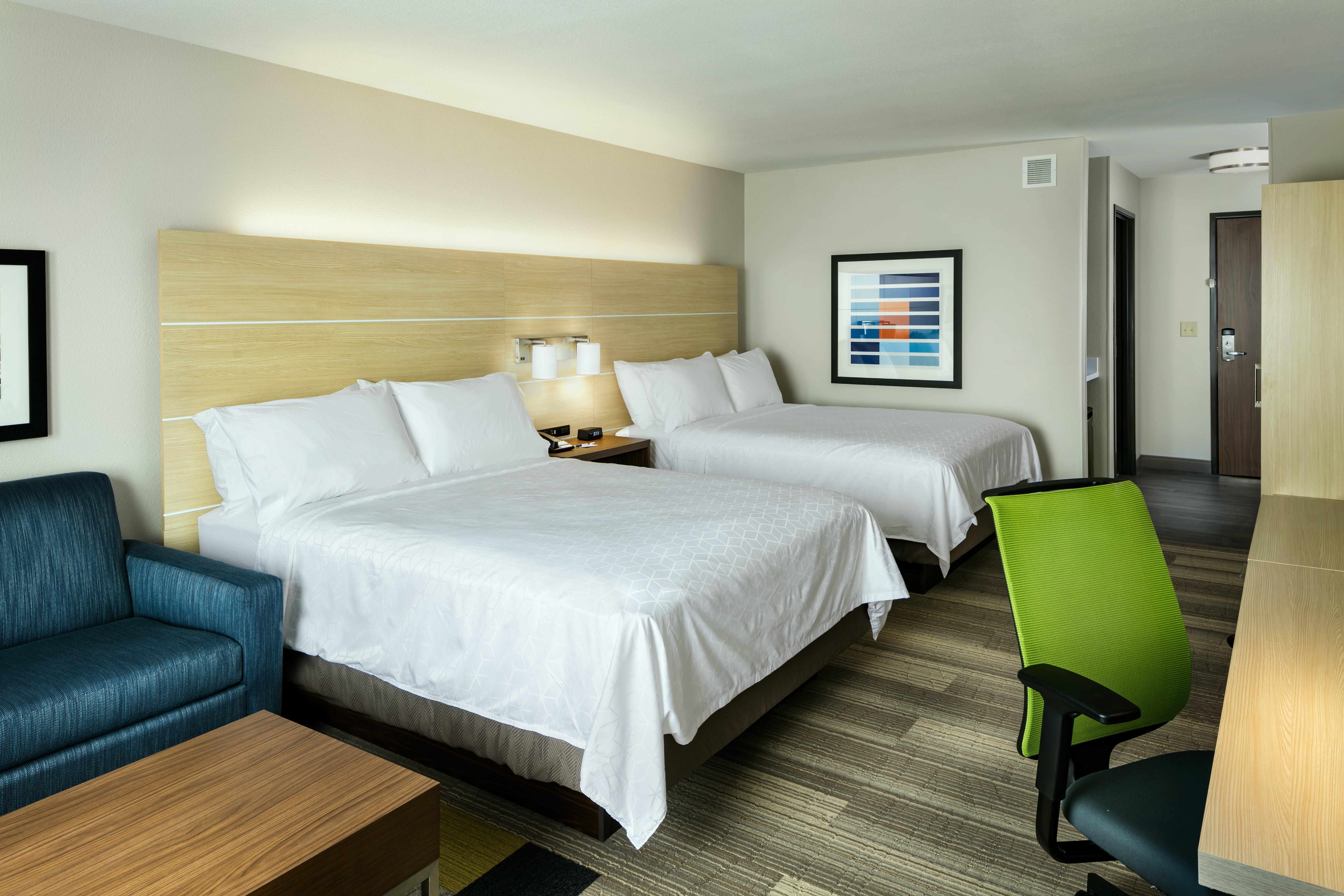 Holiday Inn Express & Suites - Medford By Ihg Zewnętrze zdjęcie