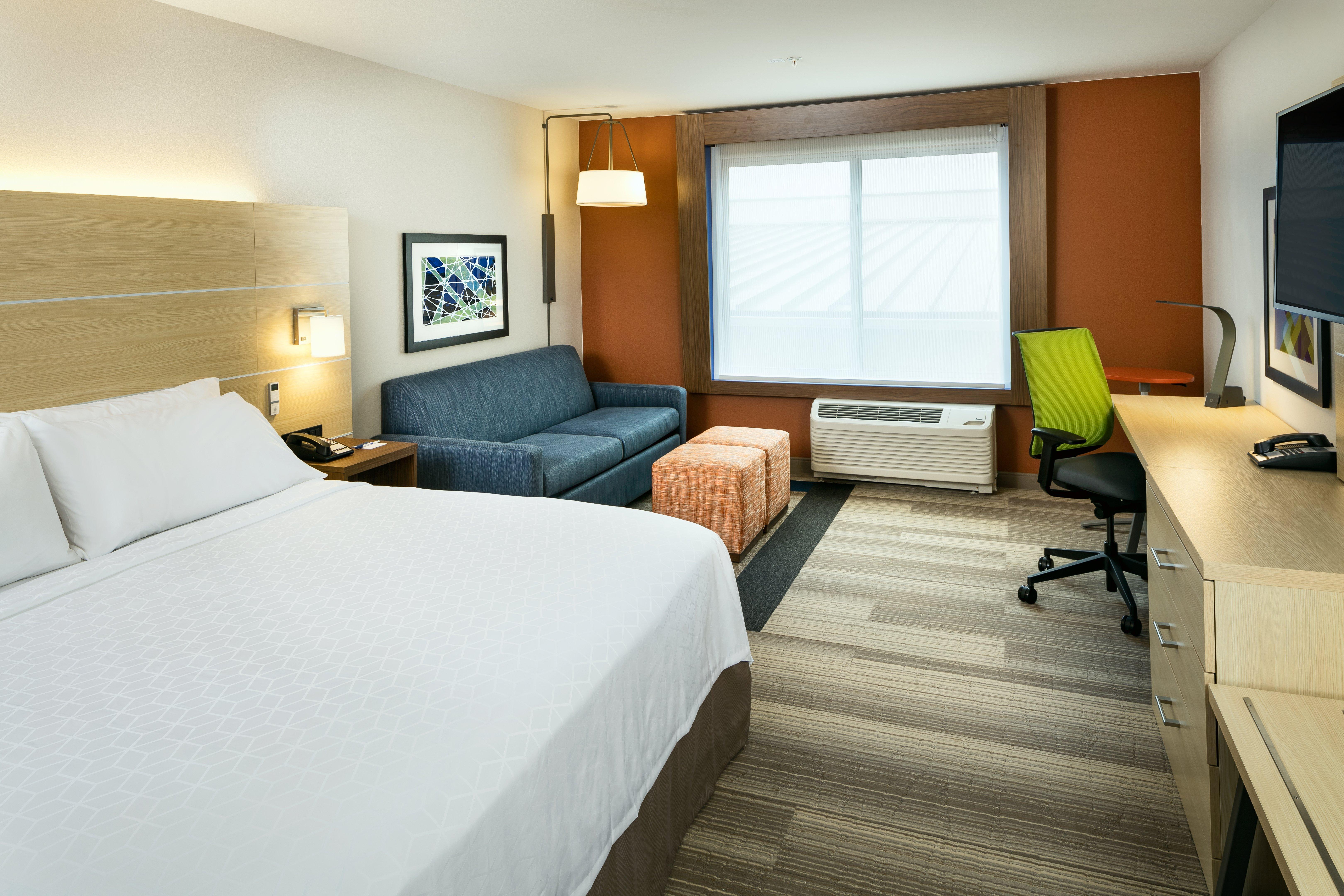Holiday Inn Express & Suites - Medford By Ihg Zewnętrze zdjęcie