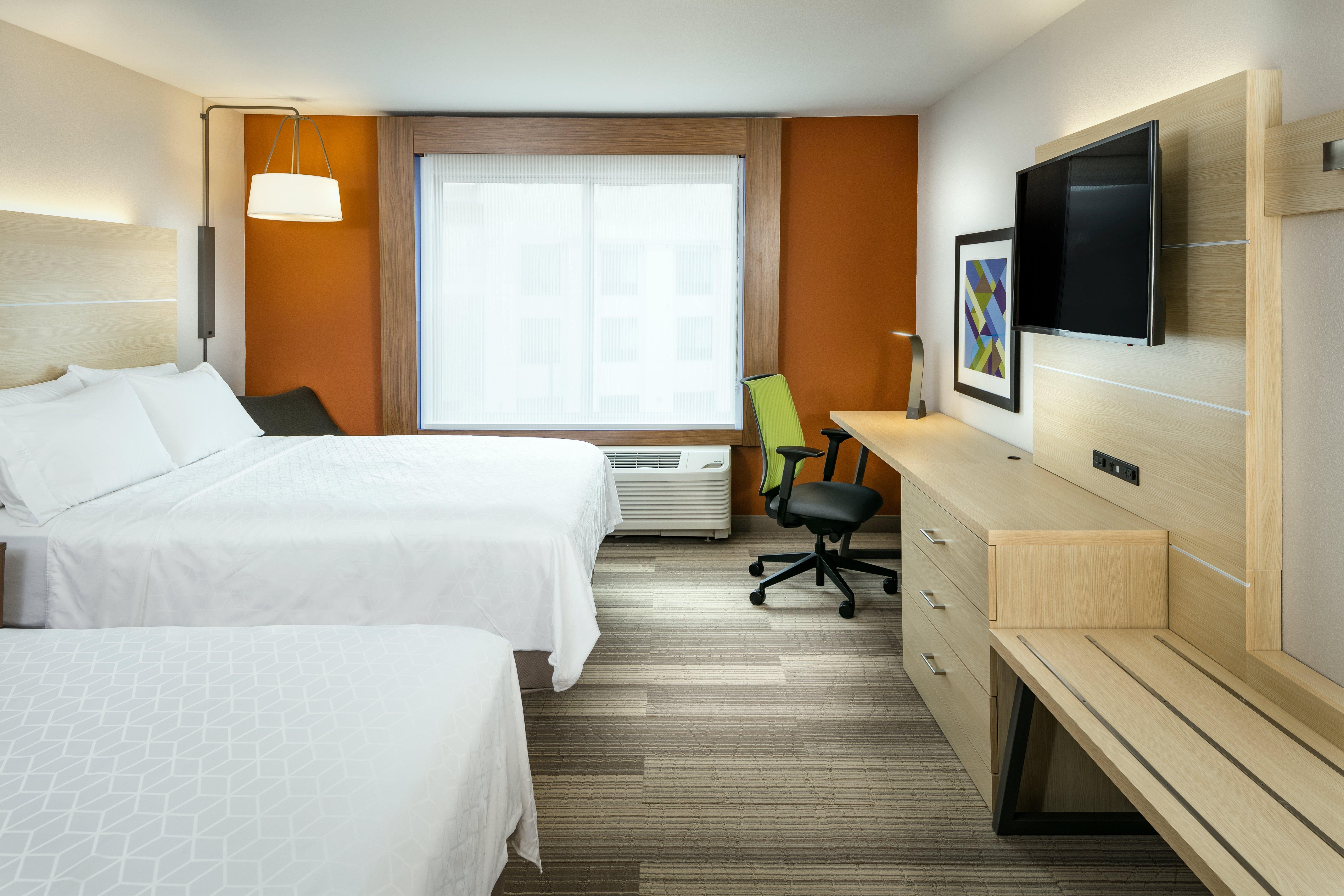 Holiday Inn Express & Suites - Medford By Ihg Zewnętrze zdjęcie